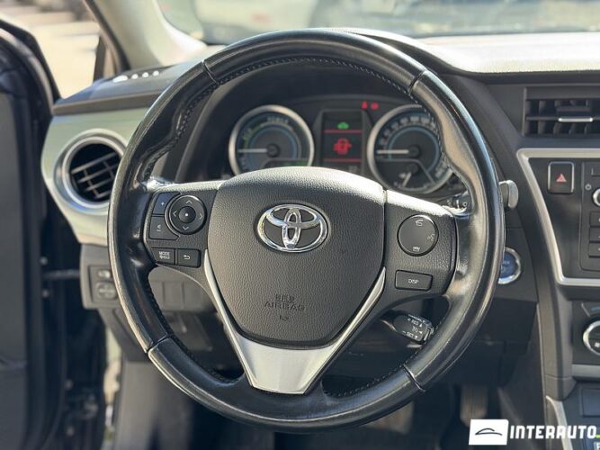 toyota Auris 2014