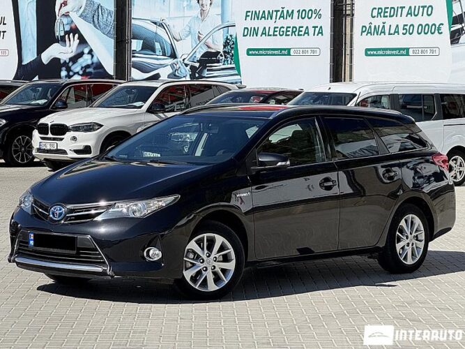 toyota Auris 2014