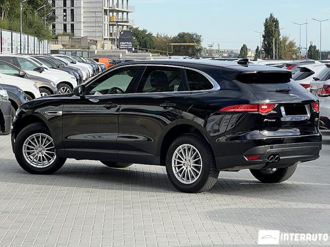 Jaguar F-Pace 33 jaguar F-Pace 2016