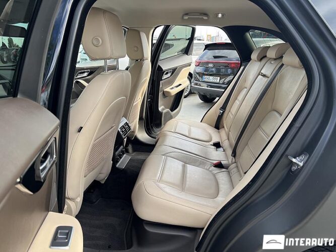 Jaguar F-Pace 41 jaguar F-Pace 2016