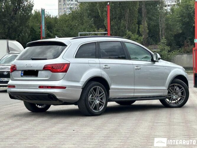 audi Q7 2011