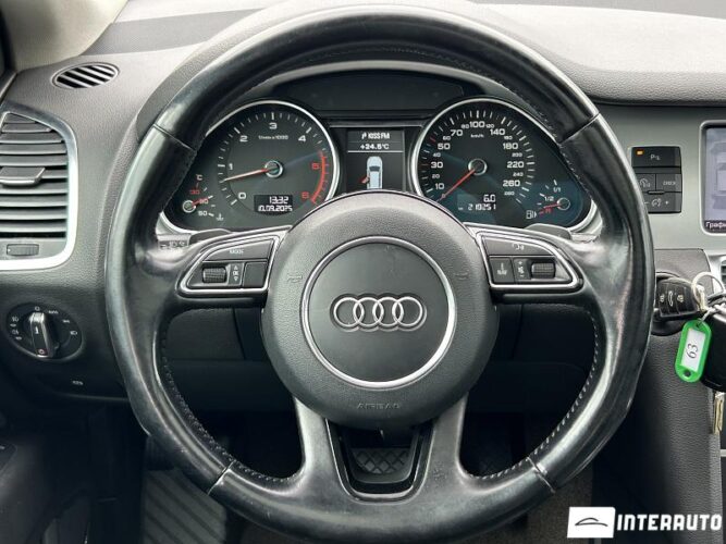 audi Q7 2011