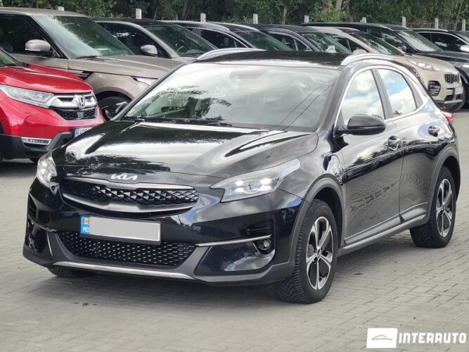 Kia XCeed 2021 doar la InterAuto