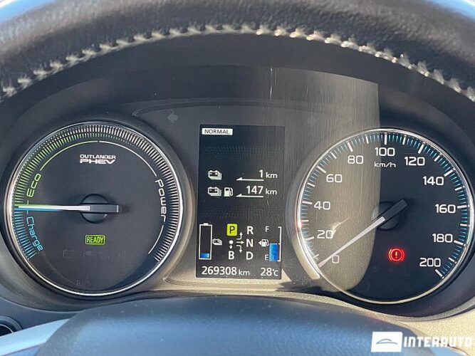 mitsubishi Outlander 2014