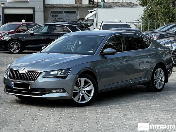 Skoda Superb 2015 doar la InterAuto