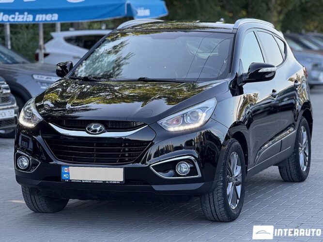 Hyundai Tucson 2014 doar la InterAuto