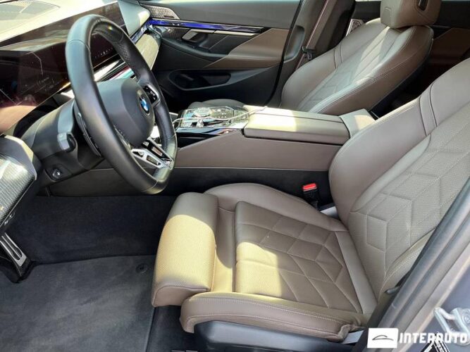 BMW 520 33 bmw 520 2024