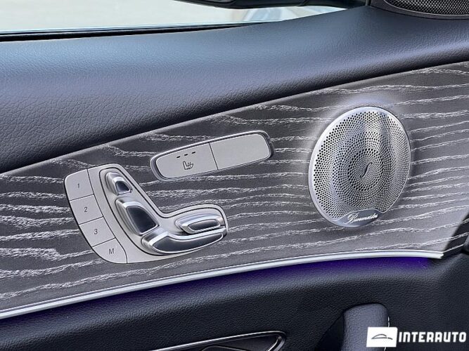 Mercedes E 350 54 mercedes E 350 2021