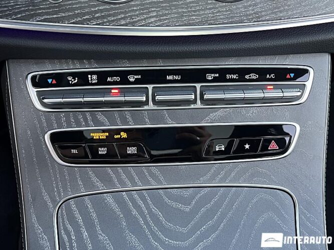 Mercedes E 350 45 mercedes E 350 2021