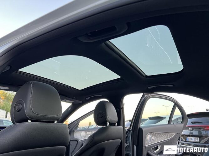 Mercedes E 350 48 mercedes E 350 2021