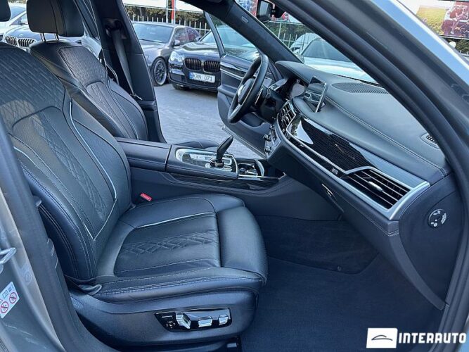 BMW 745e 46 bmw 745e 2020