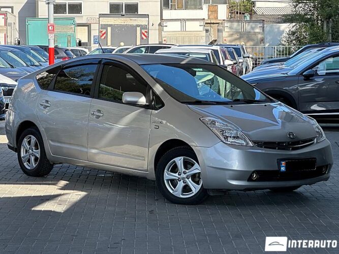 Toyota Prius 2007 doar la InterAuto