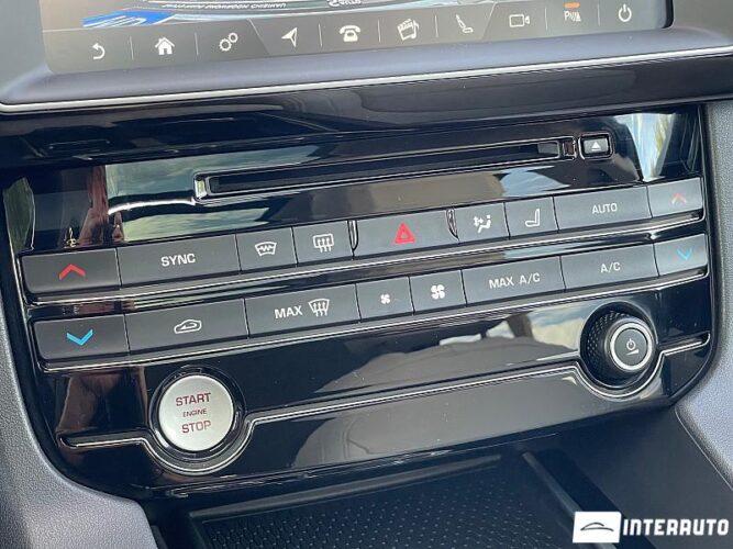 Jaguar F-Pace 52 jaguar F-Pace 2017