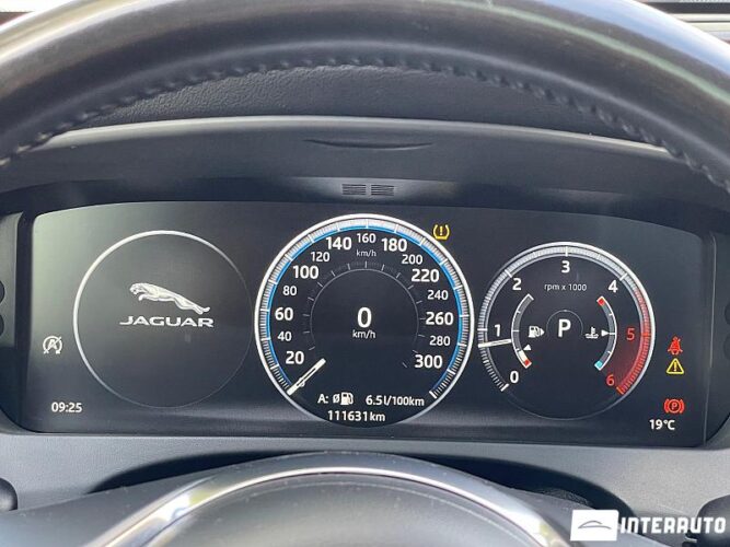 Jaguar F-Pace 49 jaguar F-Pace 2017