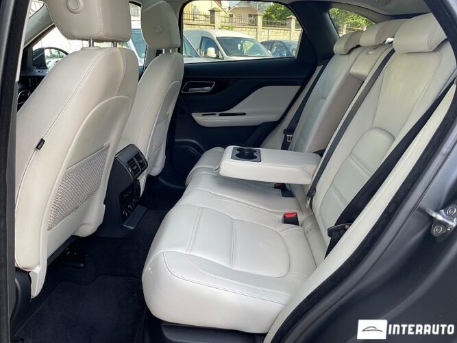 Jaguar F-Pace 57 jaguar F-Pace 2017