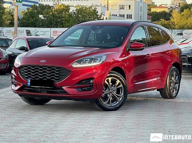 Ford Kuga 2022 doar la InterAuto