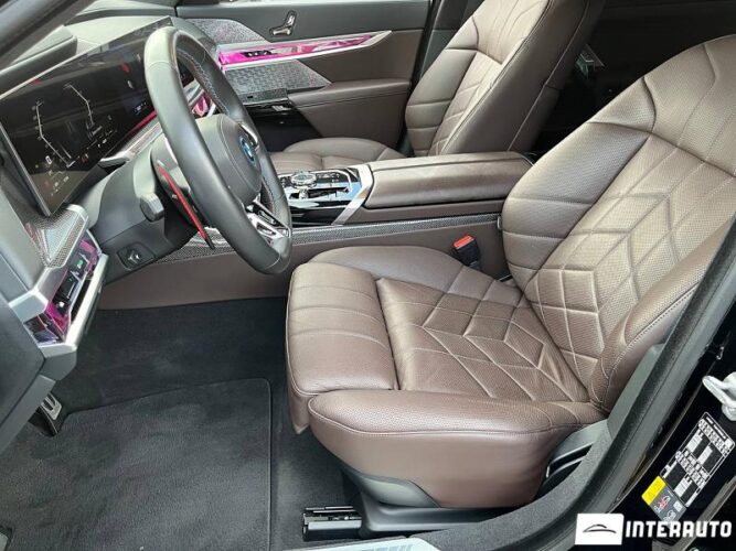 BMW M760e 34 bmw M760e 2024