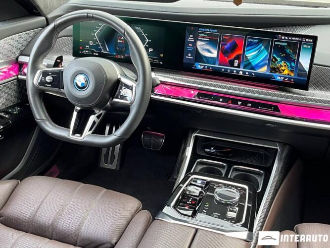 BMW M760e 36 bmw M760e 2024