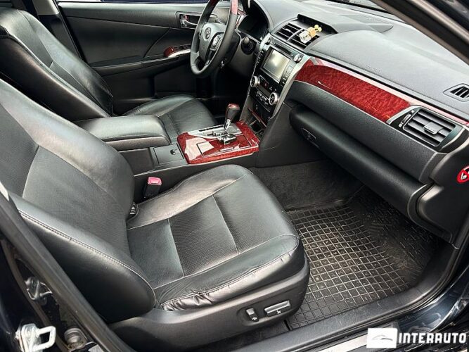 Toyota Camry 43 toyota Camry 2011