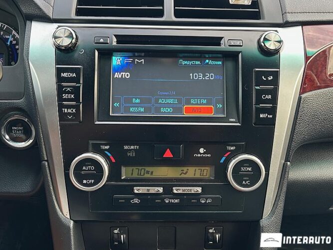 Toyota Camry 41 toyota Camry 2011