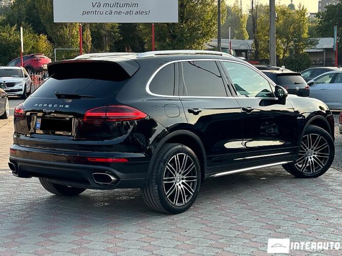 porsche Cayenne 2015