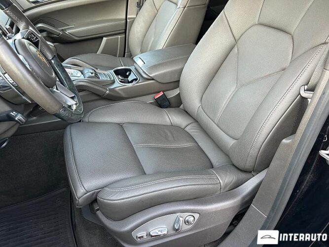 porsche Cayenne 2015