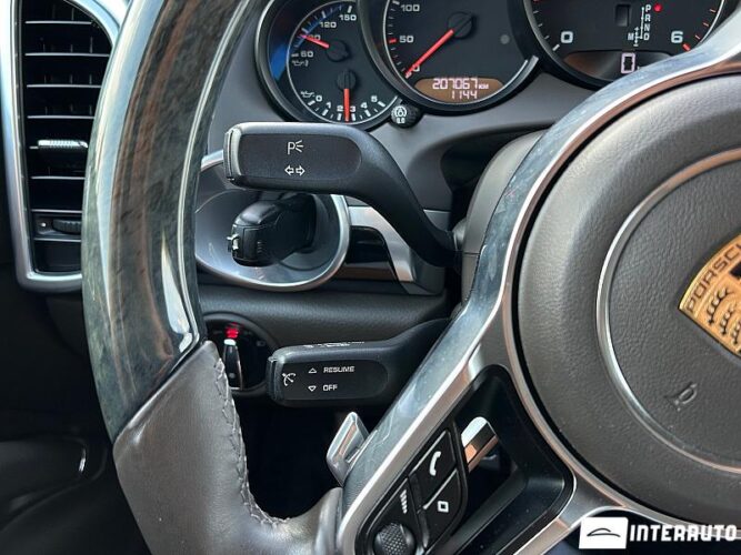 porsche Cayenne 2015