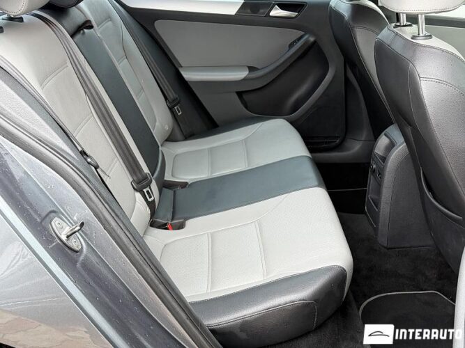 volkswagen Jetta 2012