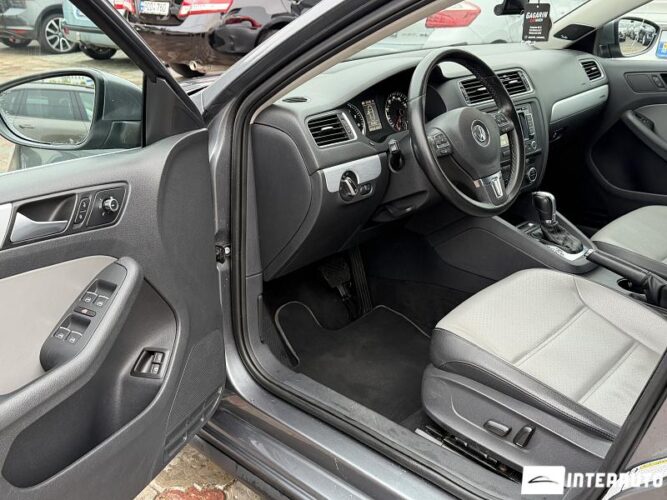 volkswagen Jetta 2012