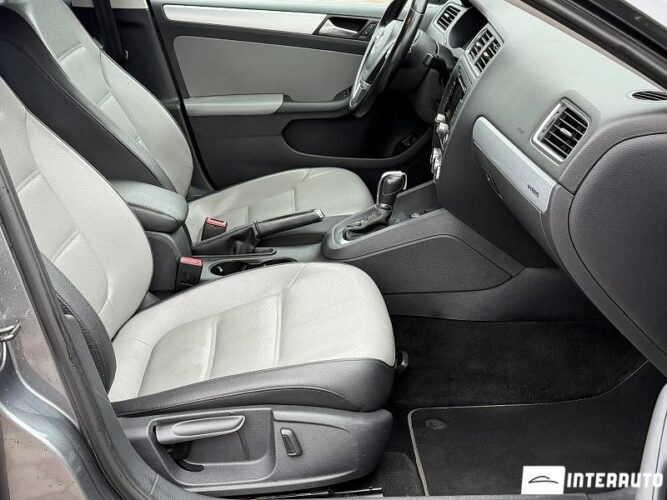 volkswagen Jetta 2012