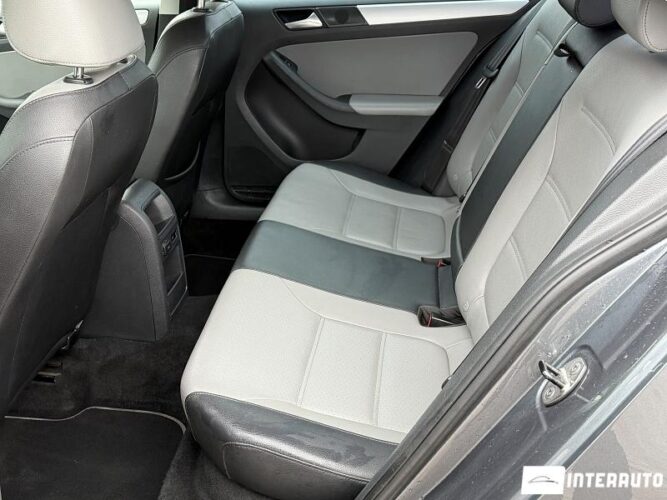 volkswagen Jetta 2012