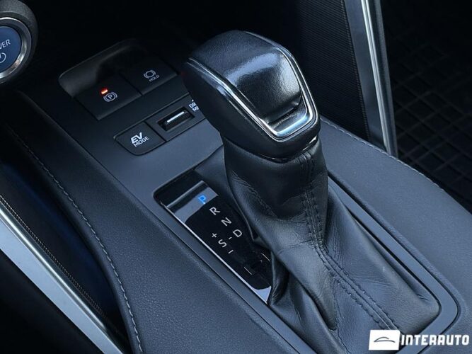 Toyota Venza 49 toyota Venza 2021