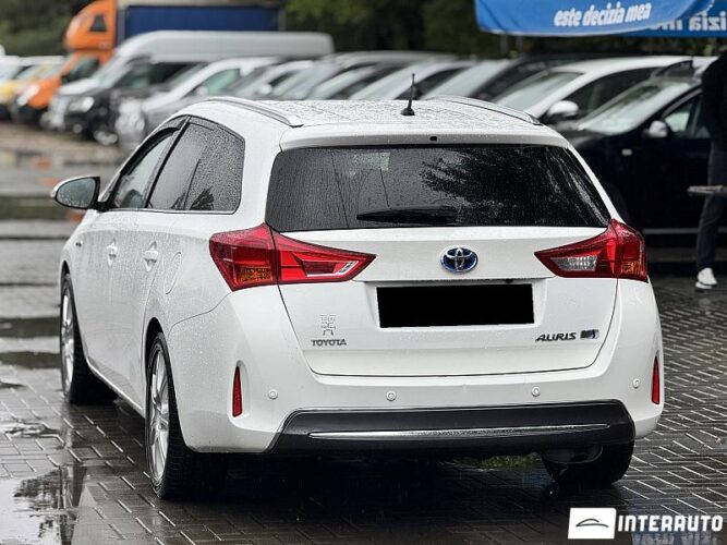 toyota Auris 2014