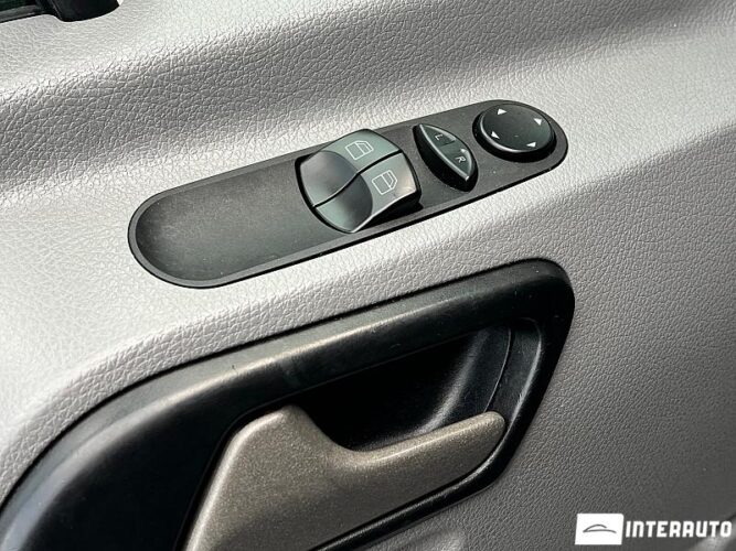 Mercedes Sprinter 32 mercedes Sprinter 2013