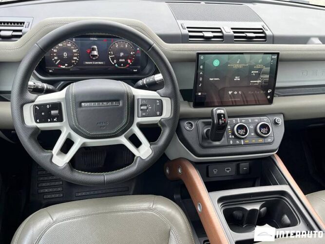 land rover Defender 2021