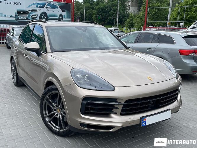 Porsche Cayenne 2019 doar la InterAuto