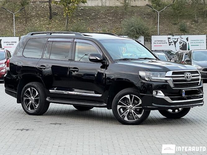 Toyota Land Cruiser 2008 doar la InterAuto