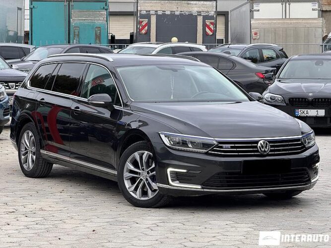 Volkswagen Passat GTE 2017 doar la InterAuto