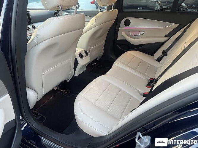 Mercedes E 220 48 mercedes E 220 2017