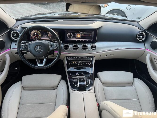 Mercedes E 220 47 mercedes E 220 2017