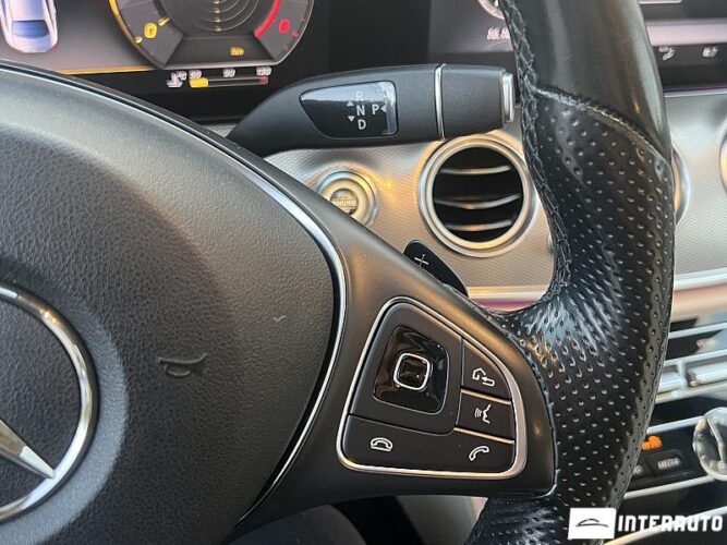 Mercedes E 220 42 mercedes E 220 2017