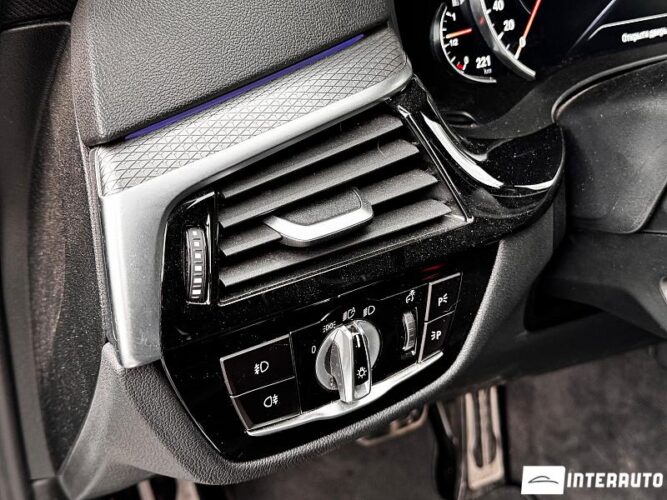 BMW 530e 45 bmw 530e 2018