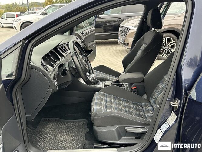 volkswagen Golf GTE 2016