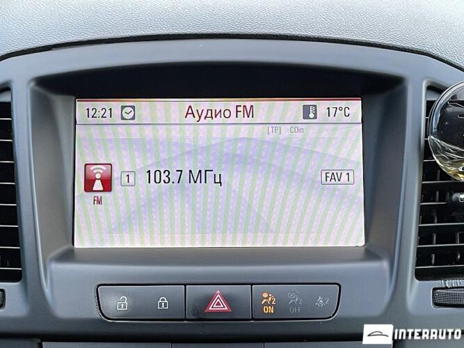 Opel Insignia 40 opel Insignia 2012