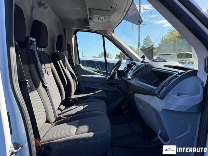 ford Transit 2019