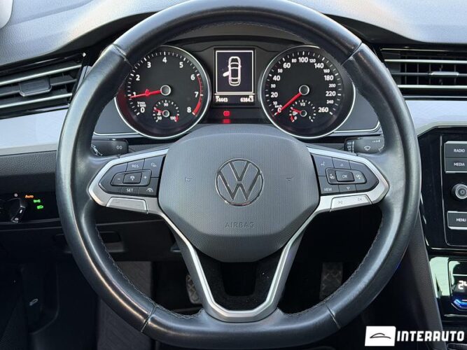 Volkswagen Passat 41 volkswagen Passat 2020