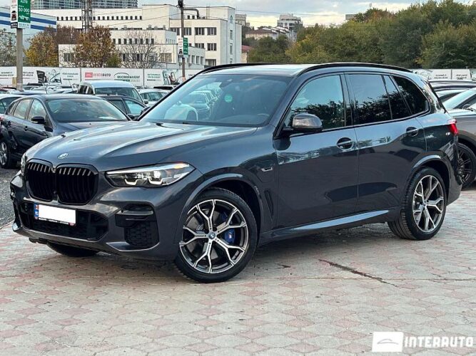 BMW X5 4.5e 2021 doar la InterAuto