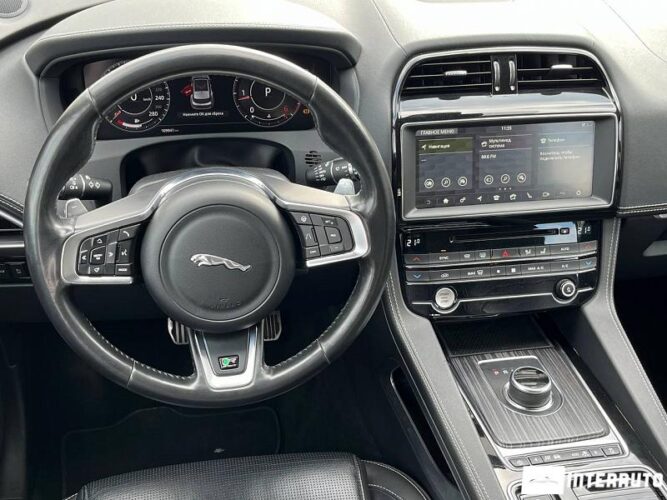 jaguar F-Pace 2019