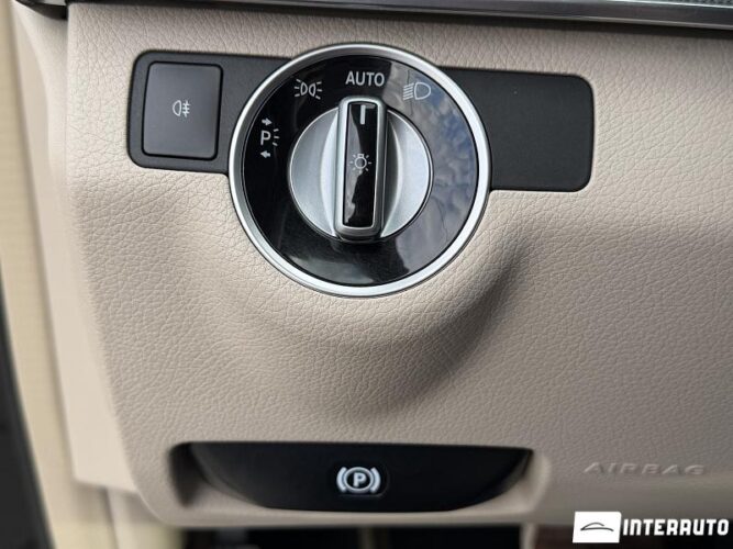 Mercedes E 400 44 mercedes E 400 2013