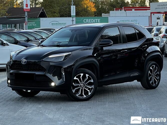 Toyota Yaris Cross 2022 doar la InterAuto